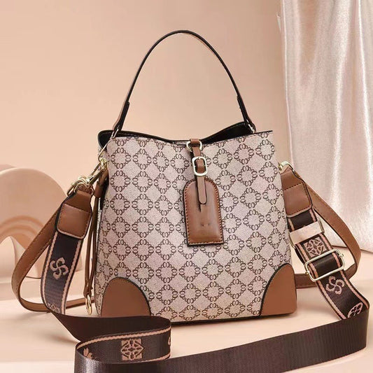 Sac à Main à Carreaux – Chic et Spacieux