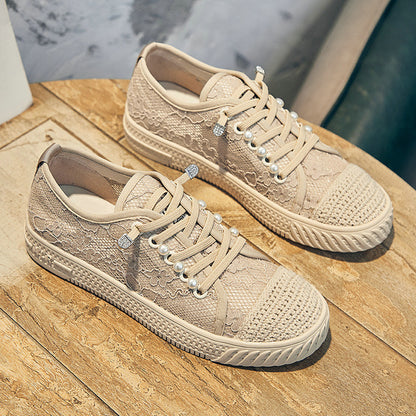 Baskets femme respirantes en maille avec détails perlés

