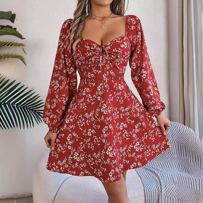 Robe Fleurie Col Carré à Lacets – A-Line Manche Longue