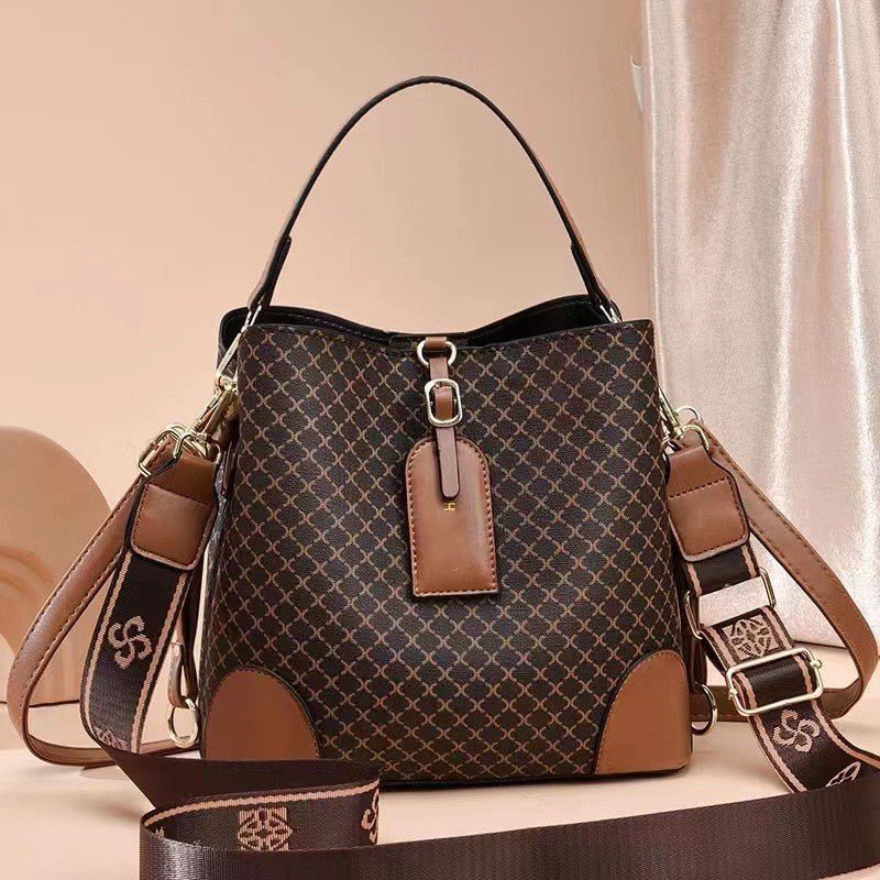 Sac à Main à Carreaux – Chic et Spacieux