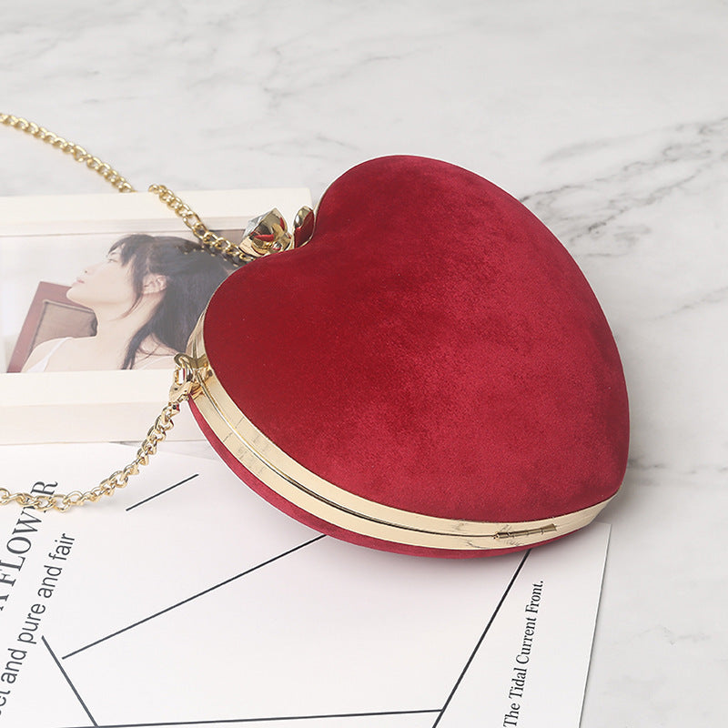 Accessoire cœur chic pour soirée ou rangement


