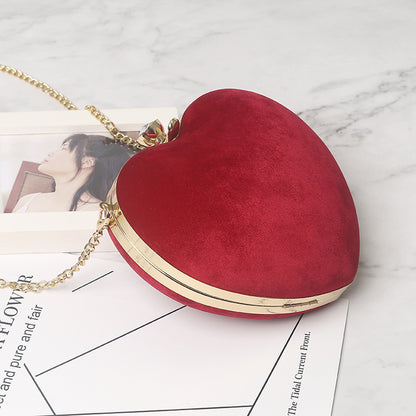 Accessoire cœur chic pour soirée ou rangement

