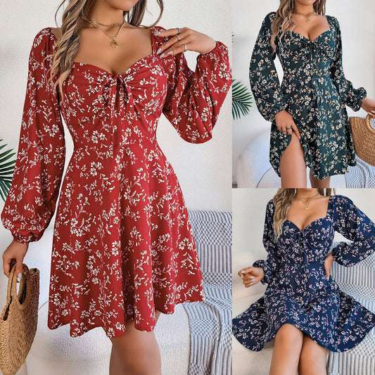 Robe imprimé floral manches longues, look féminin et romantique.