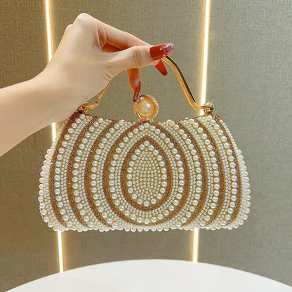 Sac à épaule orné de perles pour soirée

