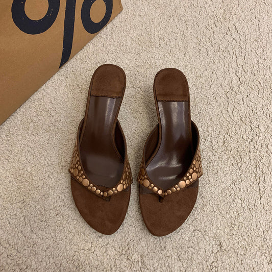 Sandales rétro daim femme – Talon aiguille

