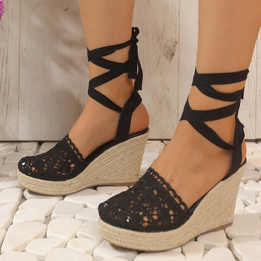Sandales à Talons en Paille Tressée