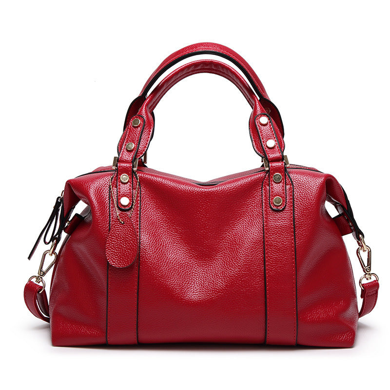 Sac Boston – Design Rétro avec Rivets