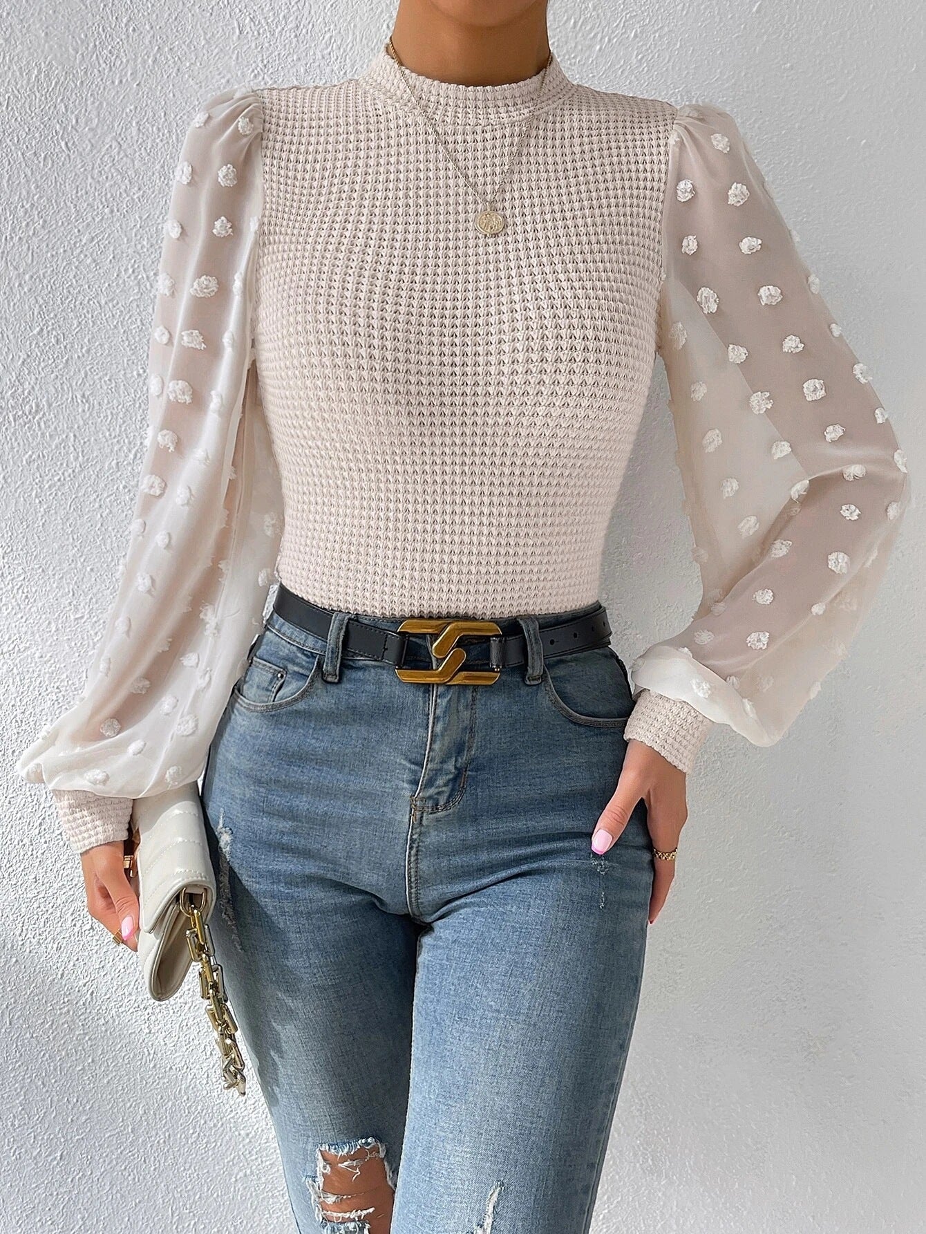 Chemisier crochet femme – Chic et sophistiqué